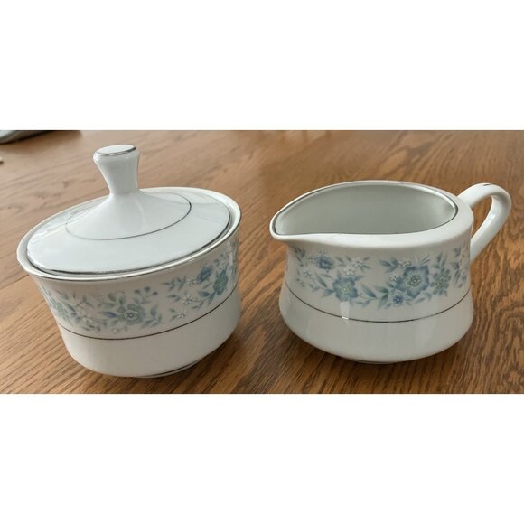 Royal Wentworth Japan Princess 8901 Sugar & Creamer Set Blue Floral - Picture 1 of 7
